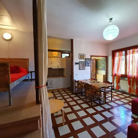 Appartement Alluring In Near The Sea Varazze